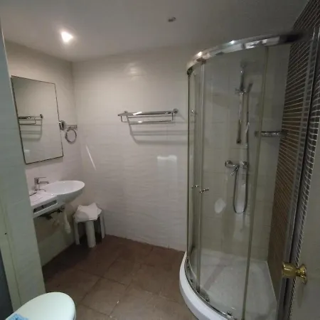 Windsor Hotel 4*