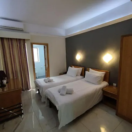 Windsor Hotel 4*